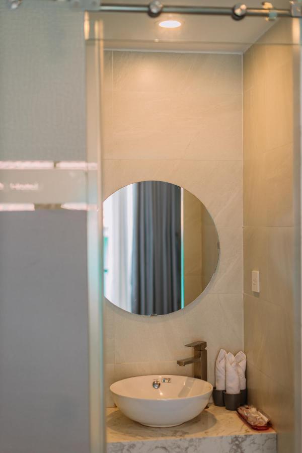 Hue Mate Hotel Buitenkant foto